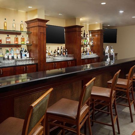 Doubletree Boston North Shore Danvers Exterior foto